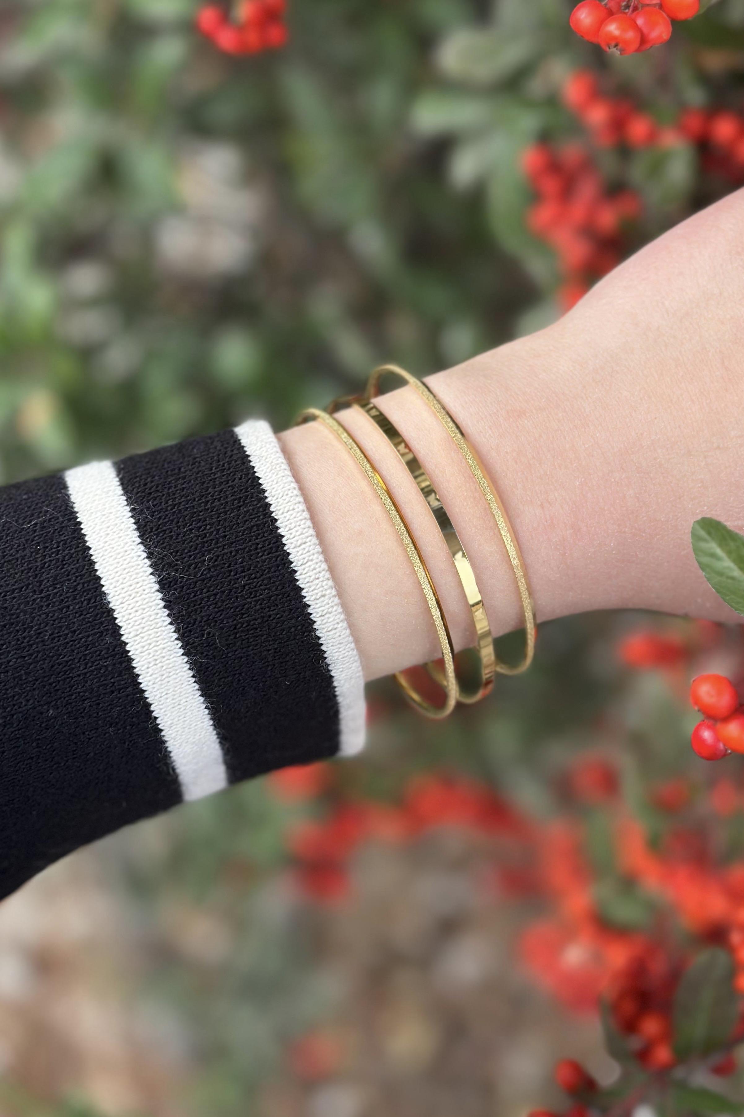 Simli Ve Kelebekli Model Üçlü Çelik Ajda Bilezik