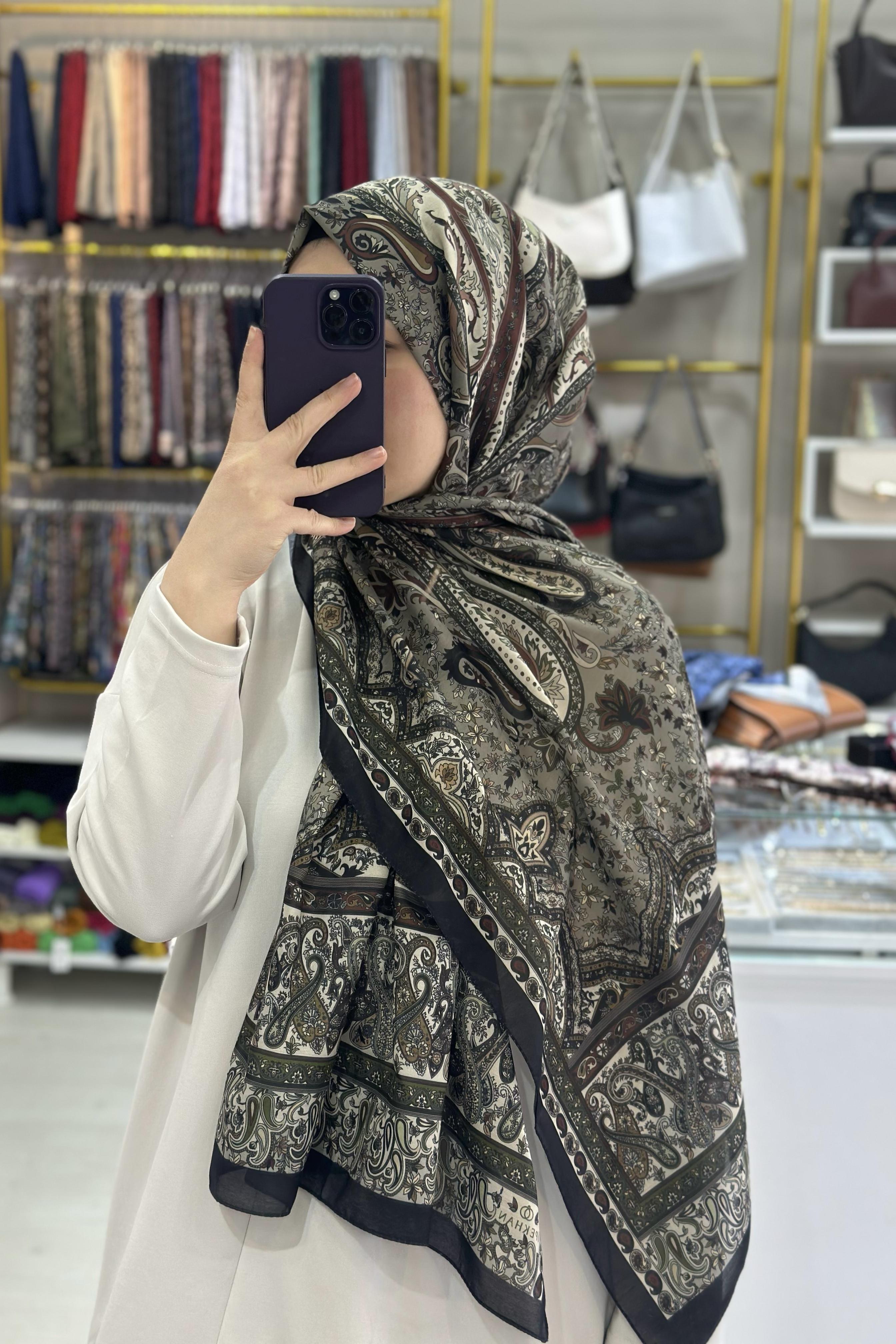 İpekhan Etnik Desenli Yeşil Soft Şal