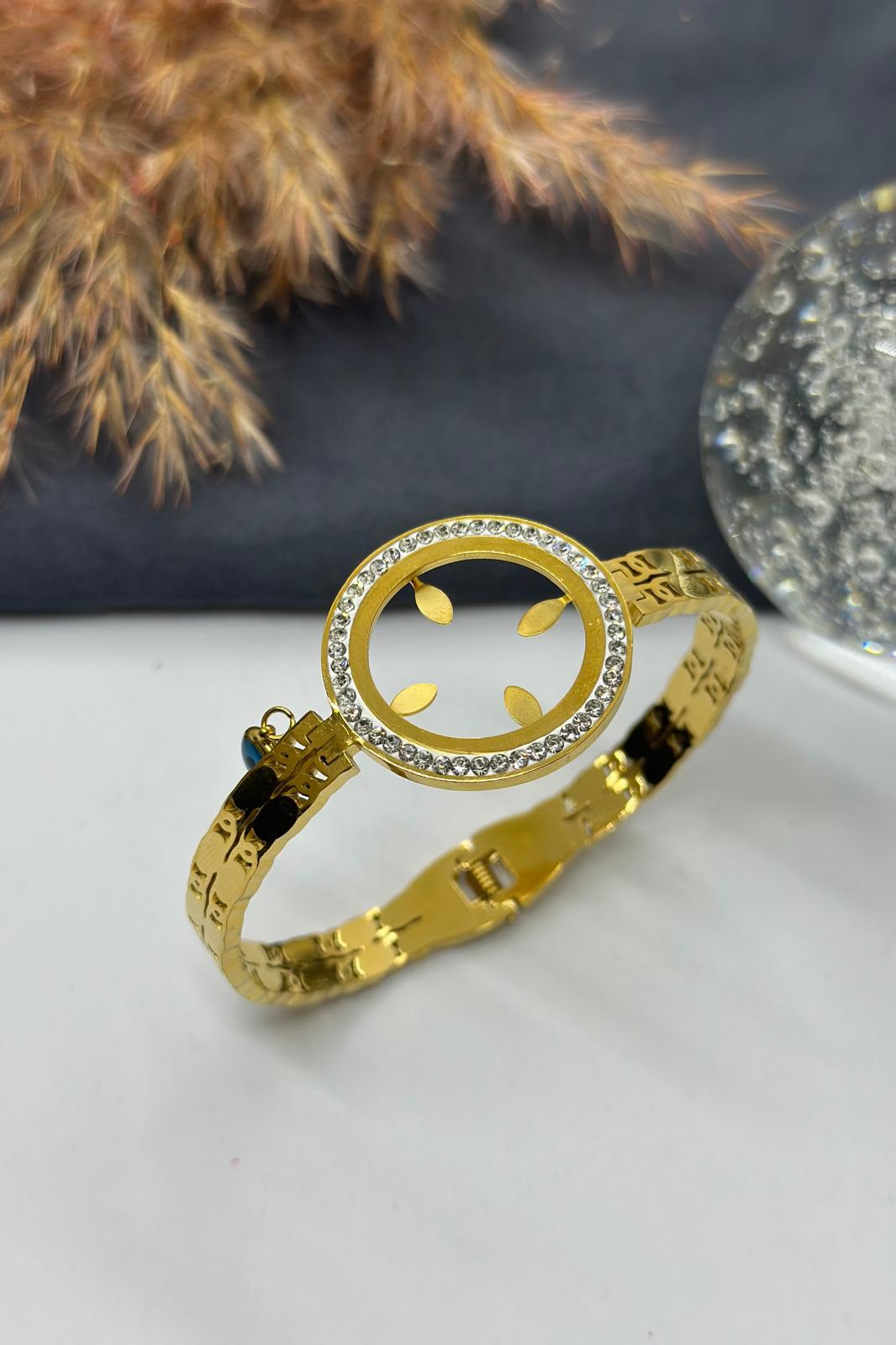 Çeyrek Takılabilen Çelik Kelepçe Bileklik