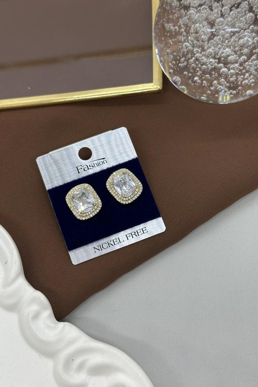 Baget Taşlı Gold Küpe