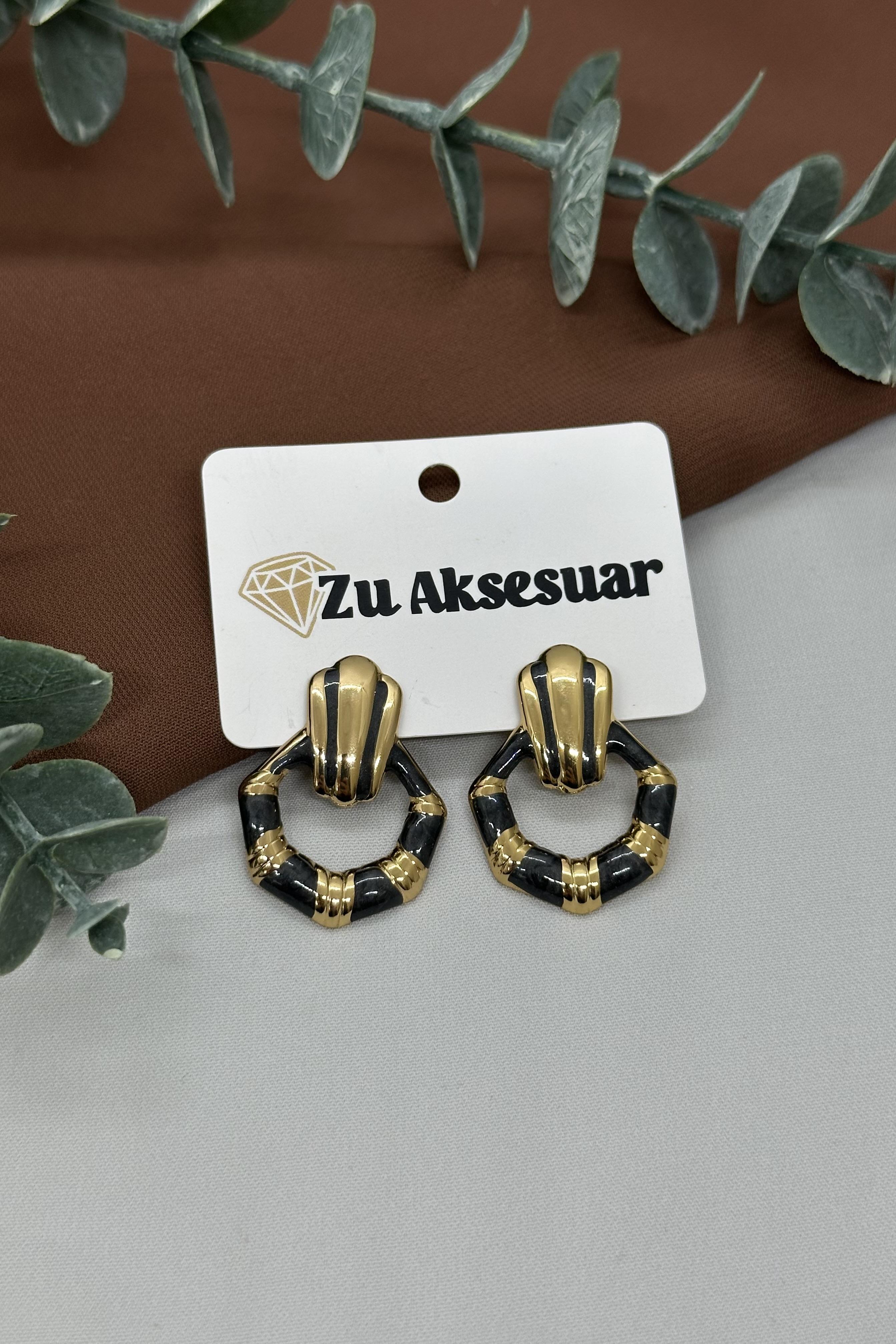 Siyah-Gold Tokalı Küpe