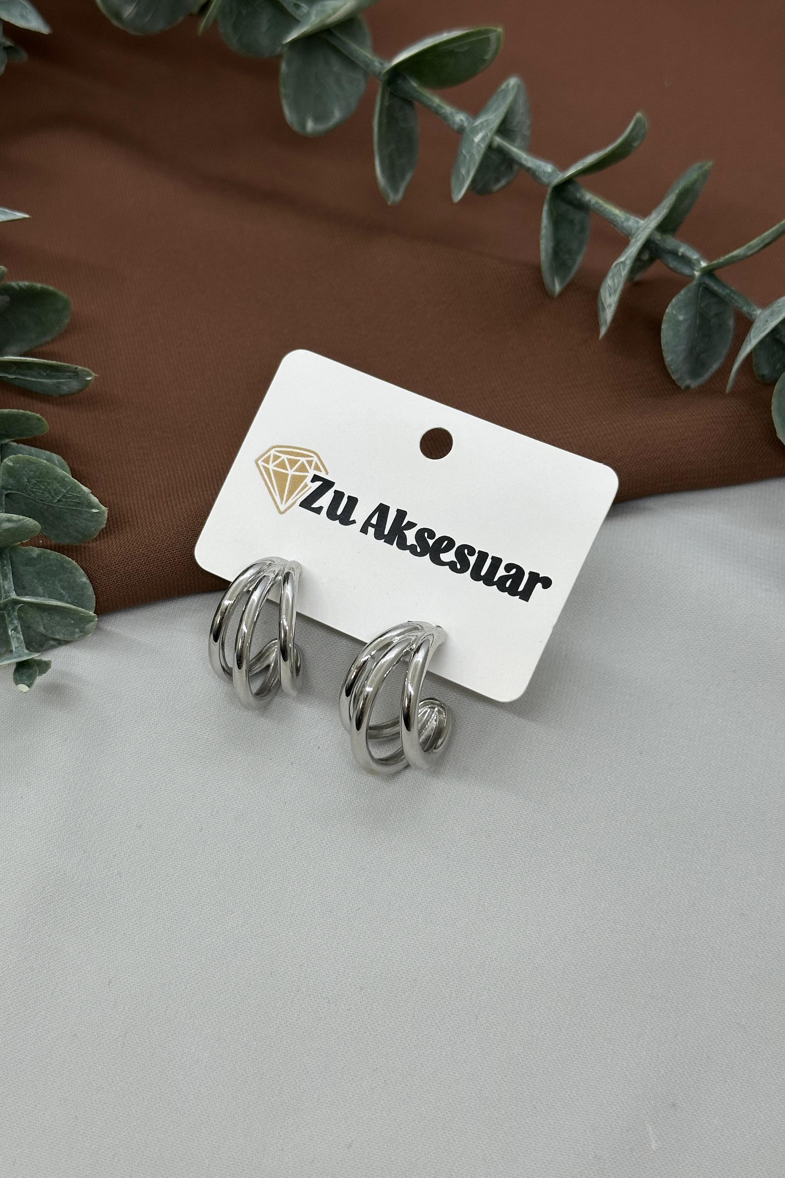 Çoklu Görünümlü Sılver Çelik Küpe