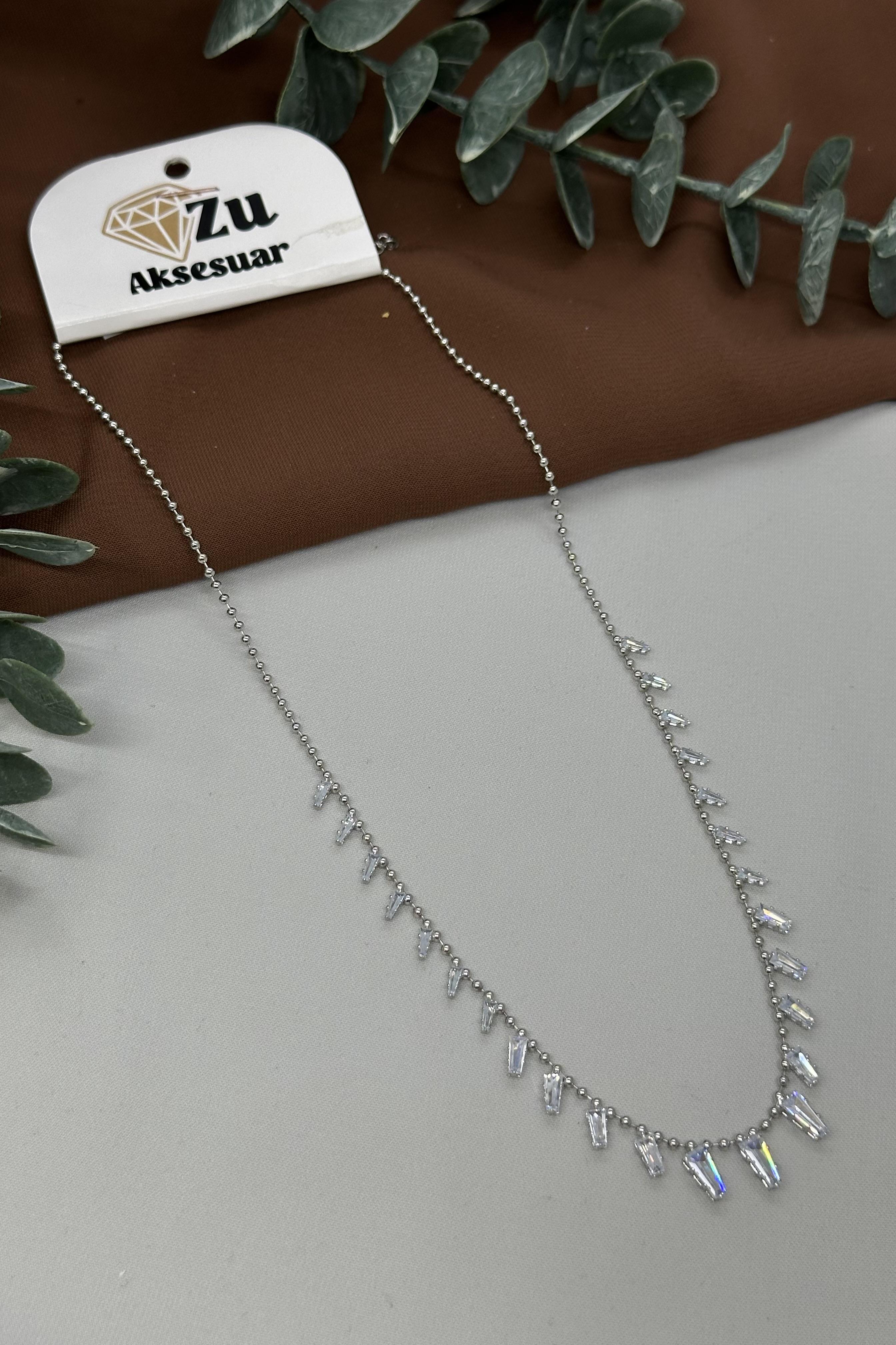 Taşlı Sılver Vıp Kolye