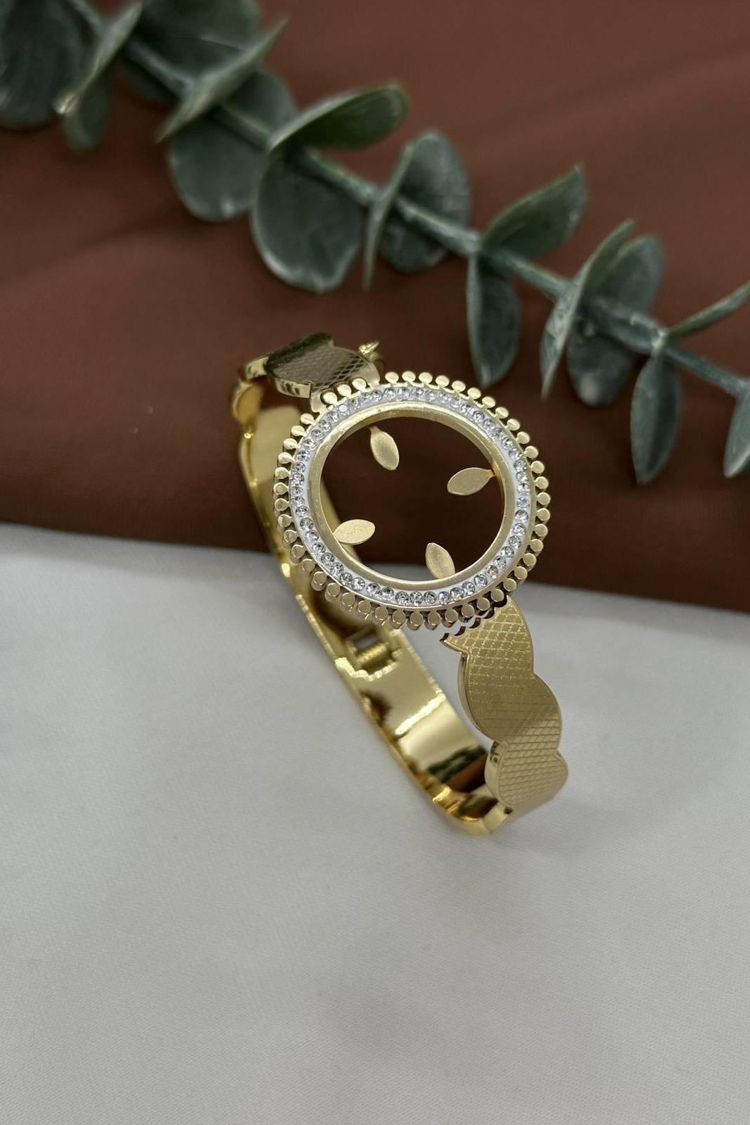 Yarımlık Takılabilen Çelik Kelepçe Bileklik