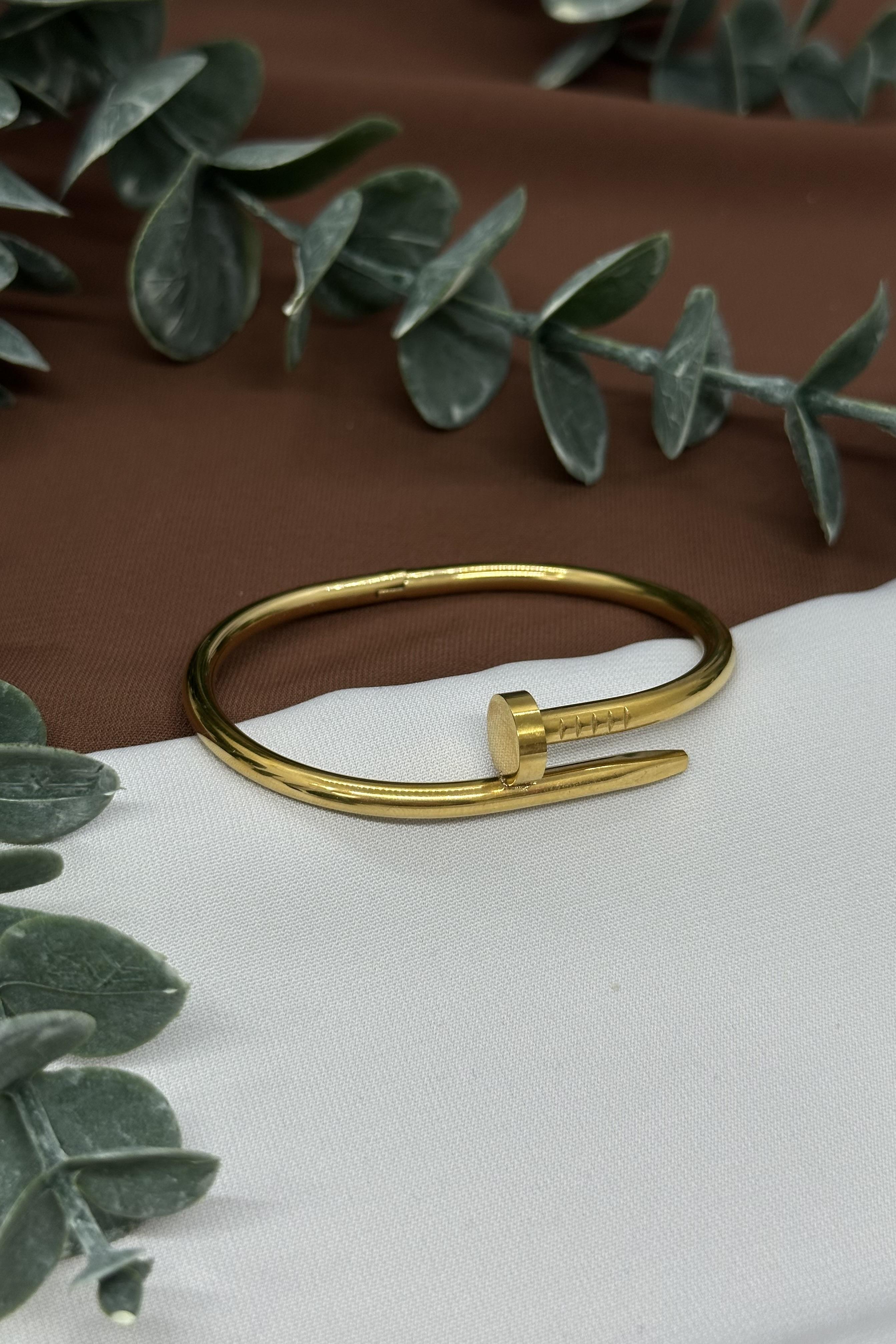Çivi Model Gold Çelik Kelepçe Bileklik