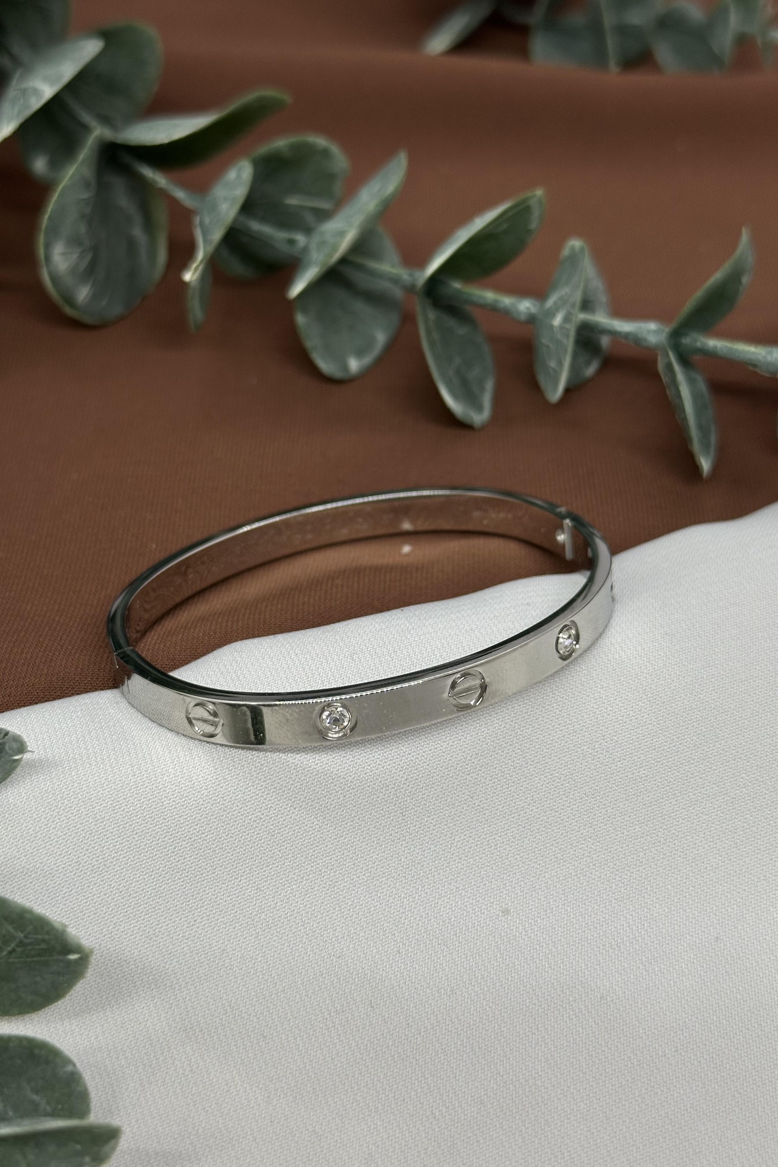 Taşlı Sılver Crt Model Çelik Kelepçe Bileklik