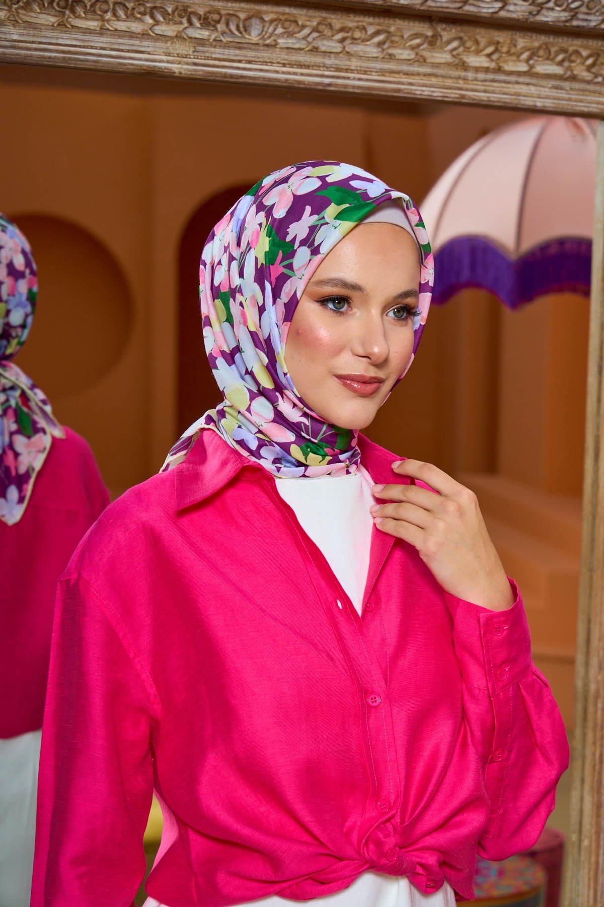 İpekhan Mor Çiçekli Soft Eşarp