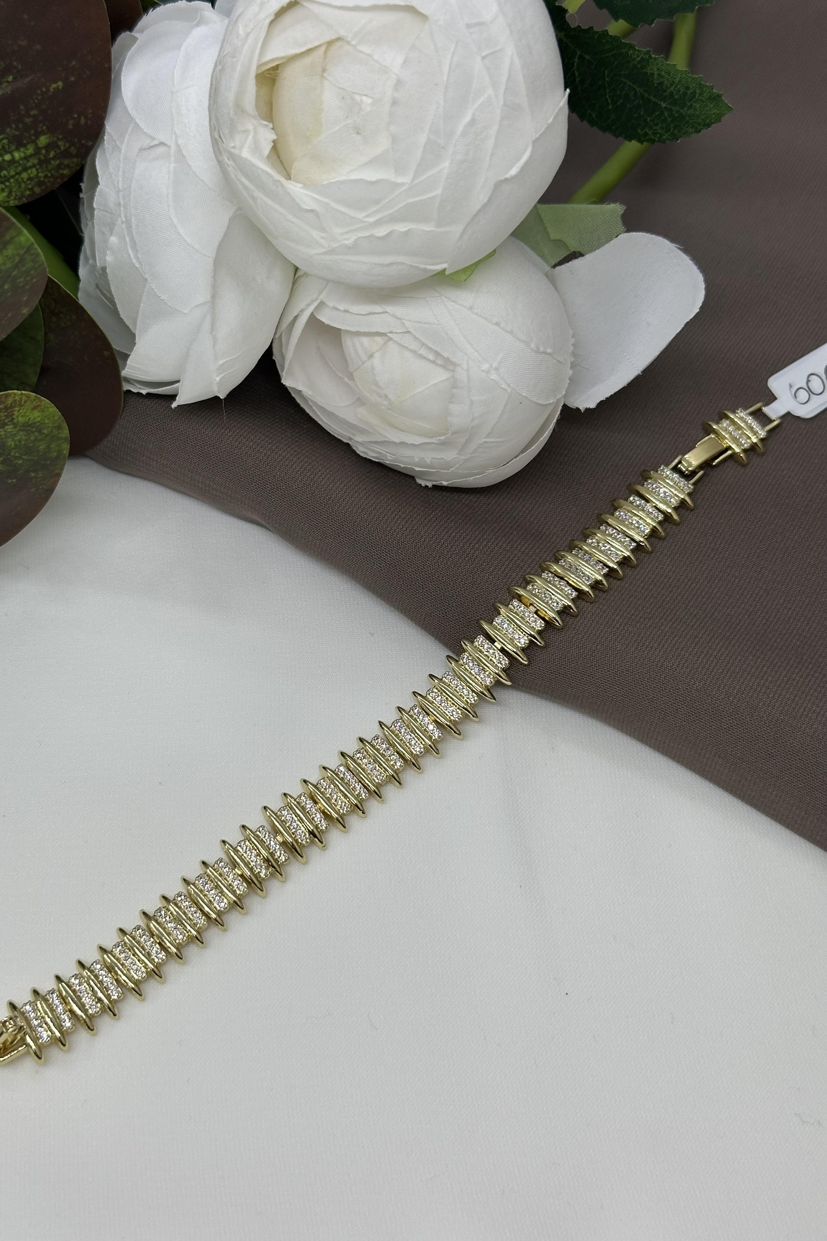 Çizgi Model Gold Vıp Bileklik