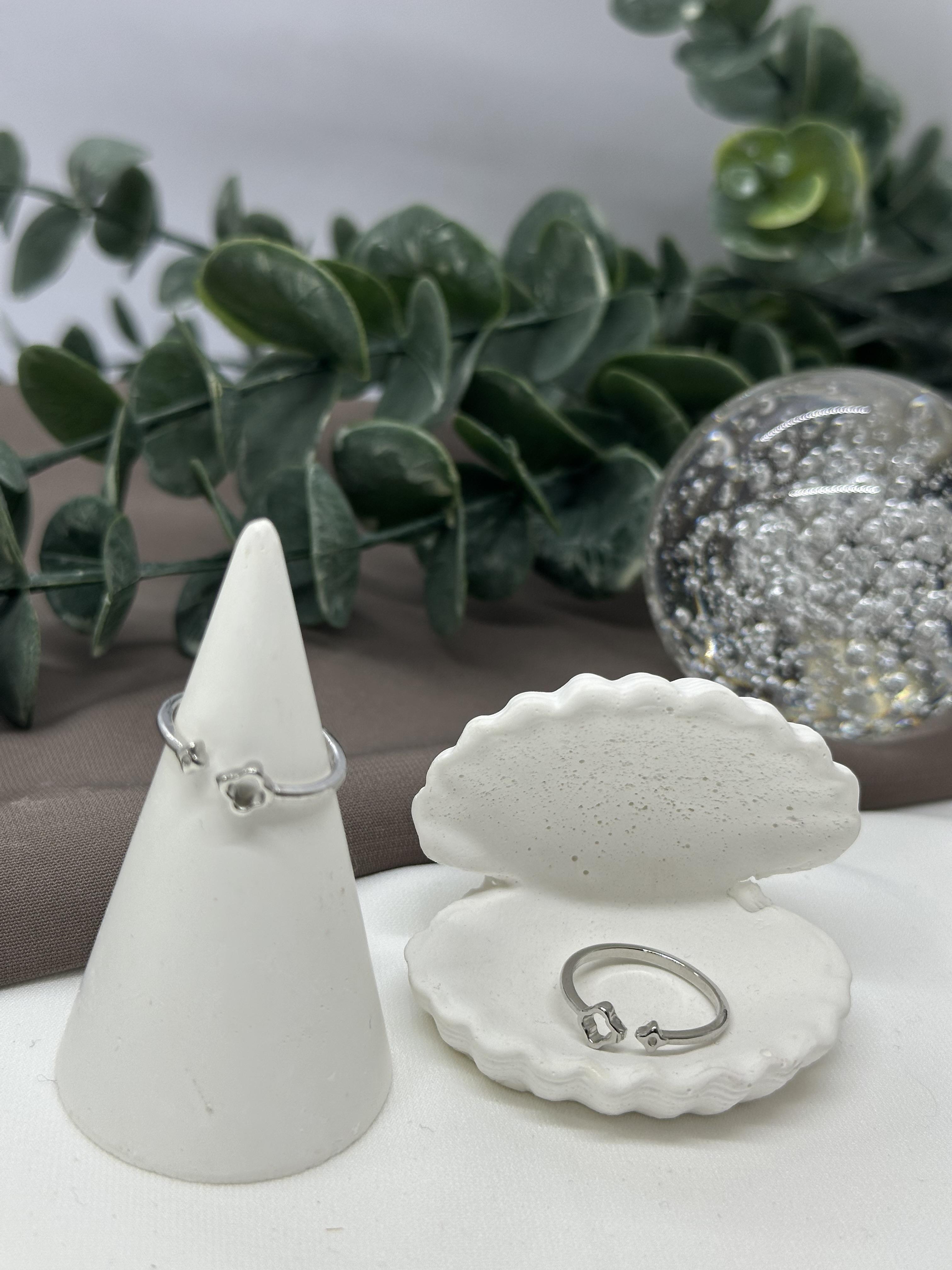 Yoncalı Sılver Vıp Yüzük