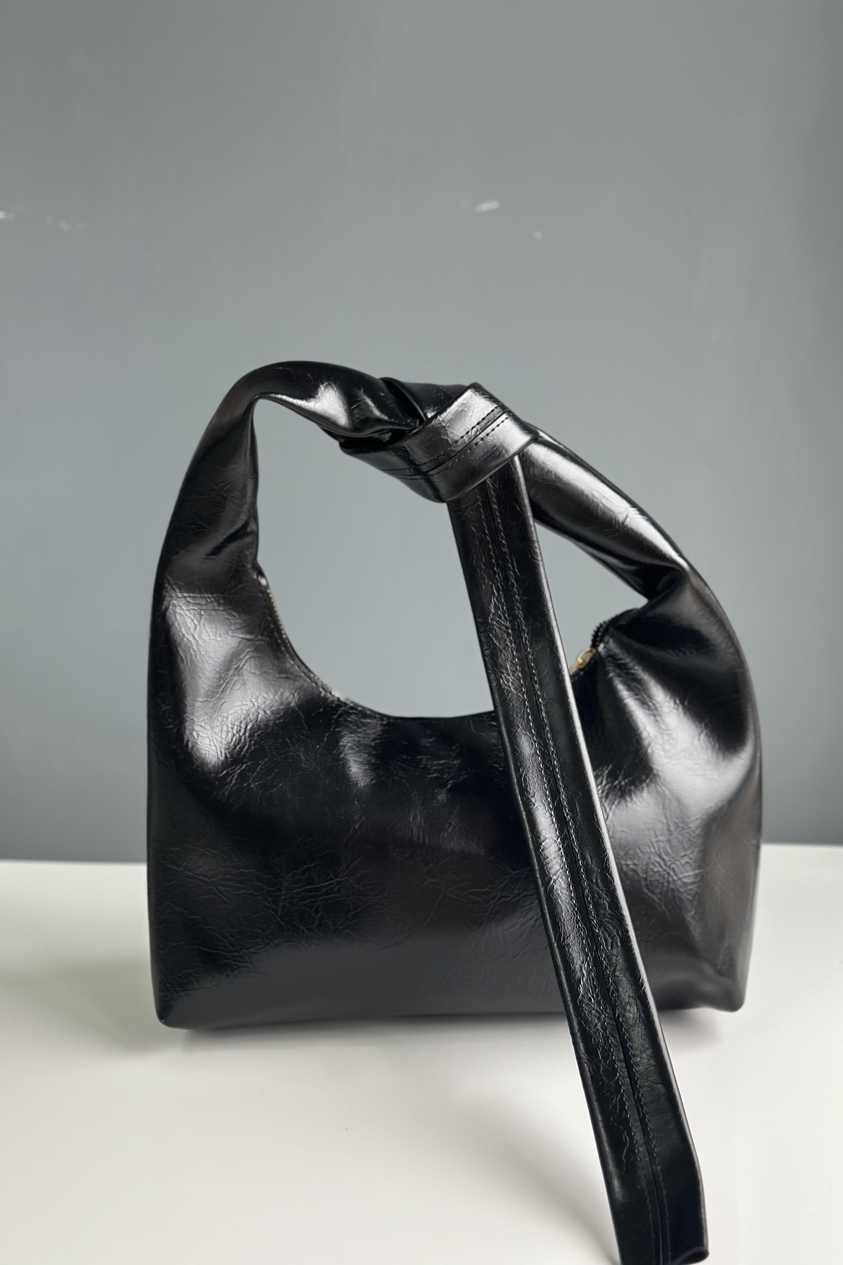 Düğüm Model Siyah Çanta