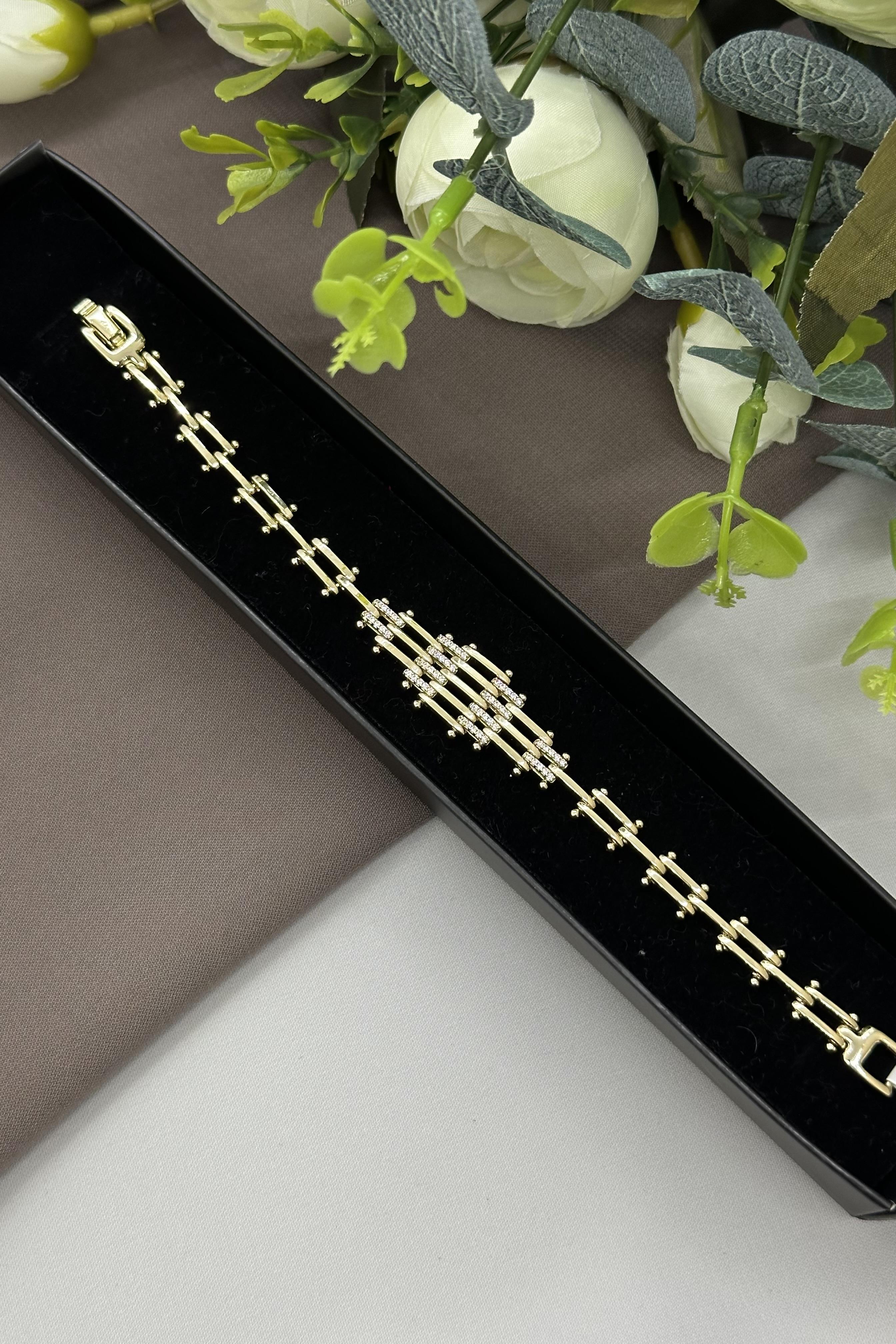 14K Piramit Model Gold Vıp Bileklik