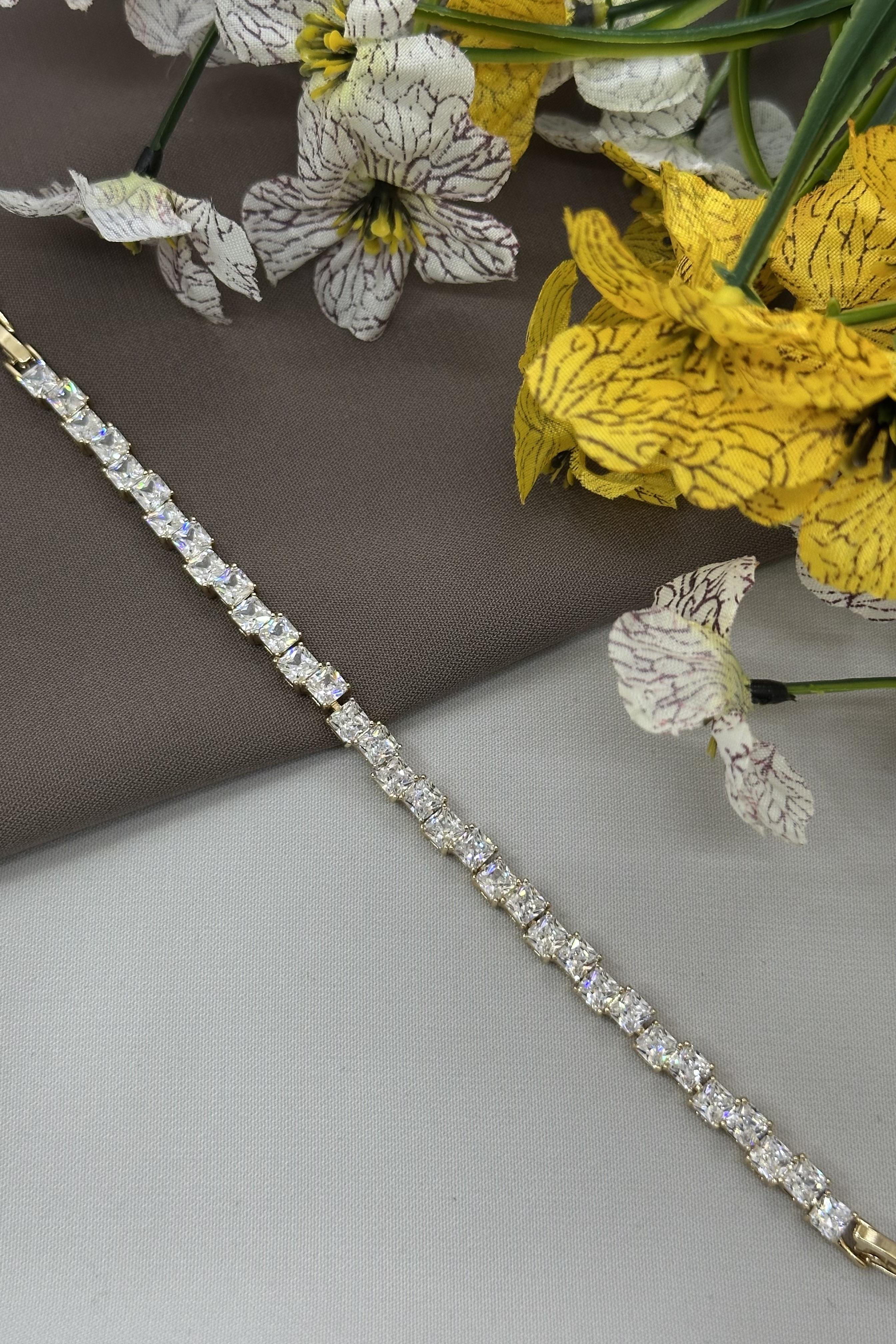 Taşlı Rose Gold Vıp Bileklik