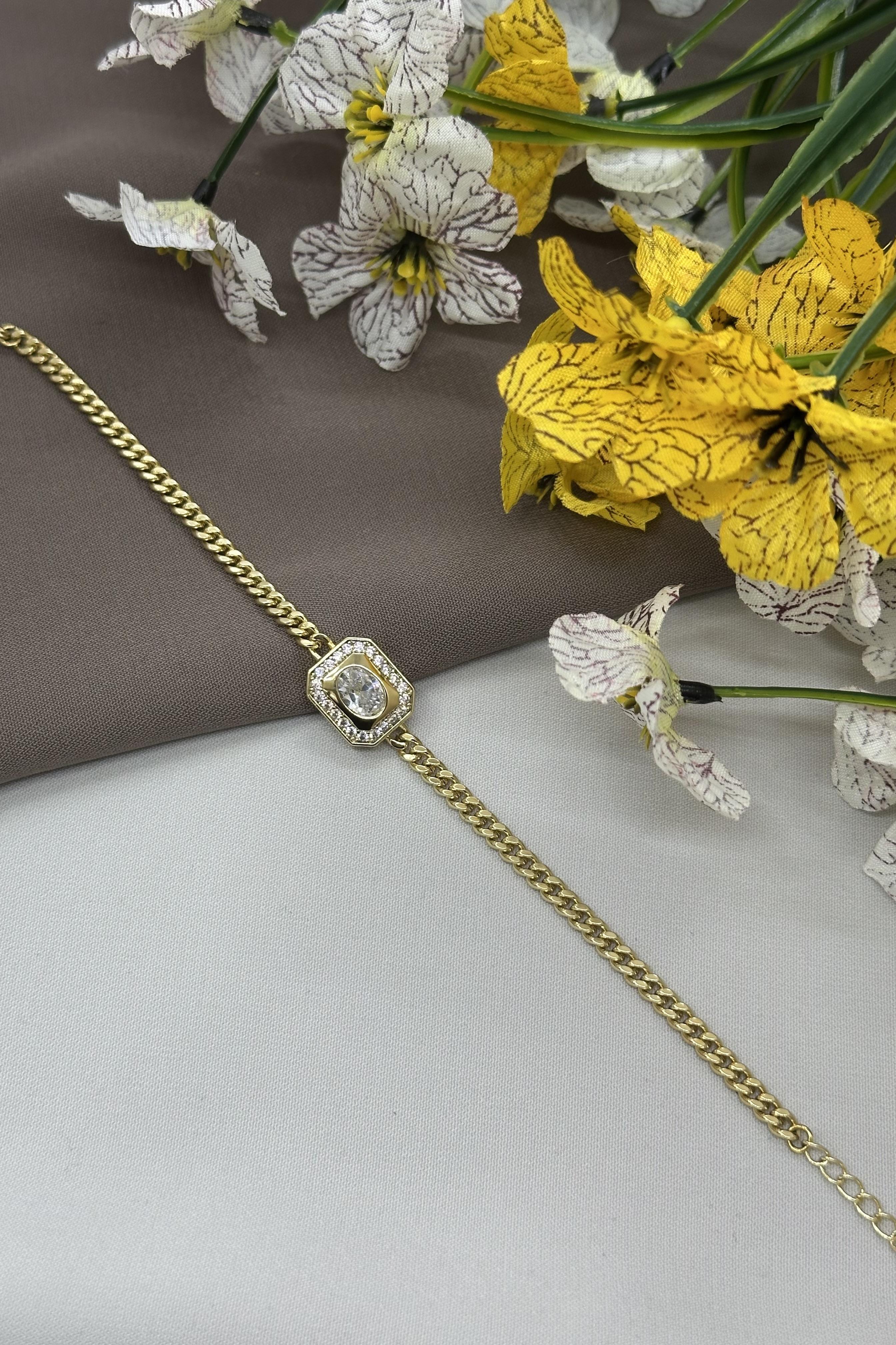 14K Baget Taşlı Gold Vıp Bileklik