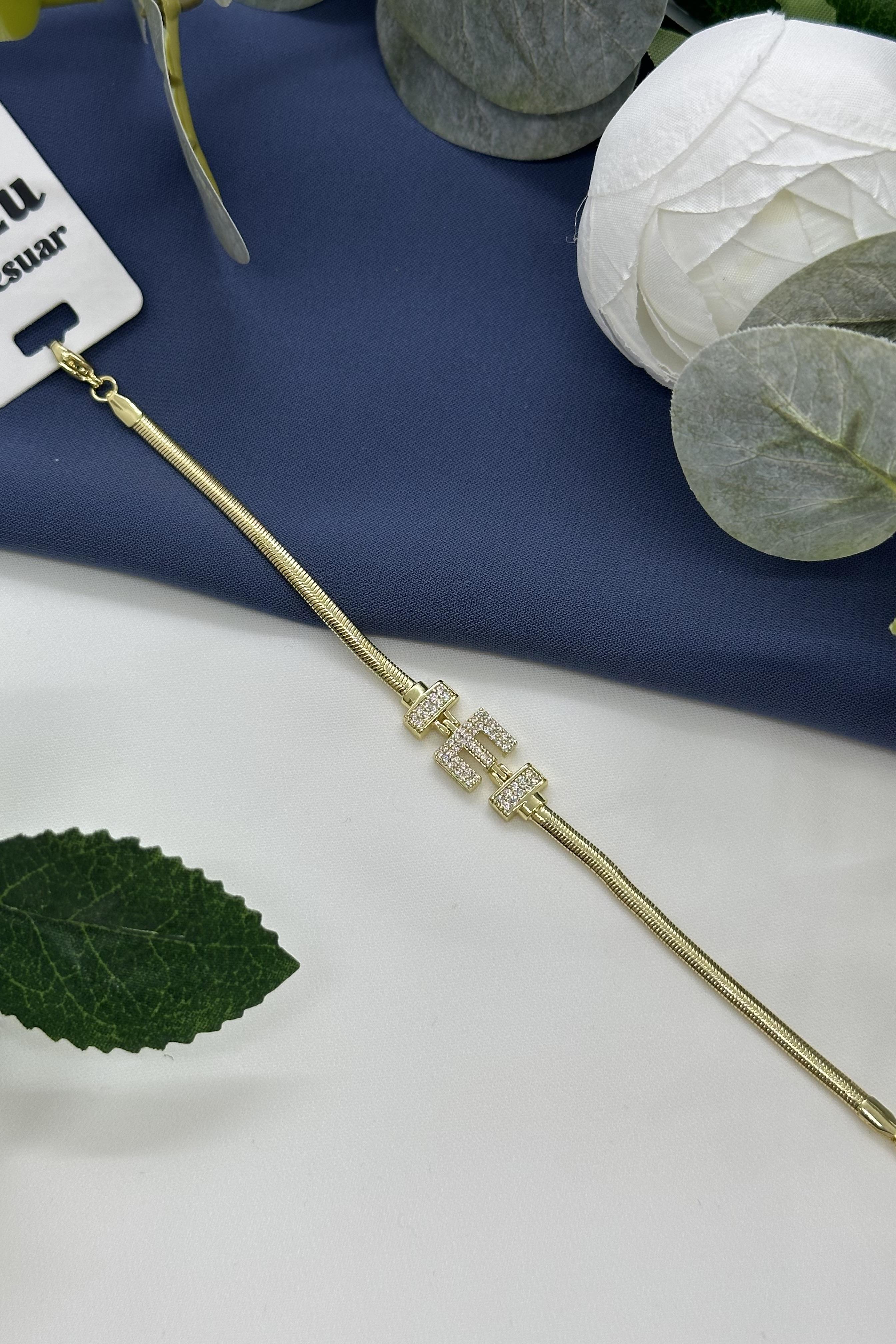 E Harfi Gold Vıp Bileklik