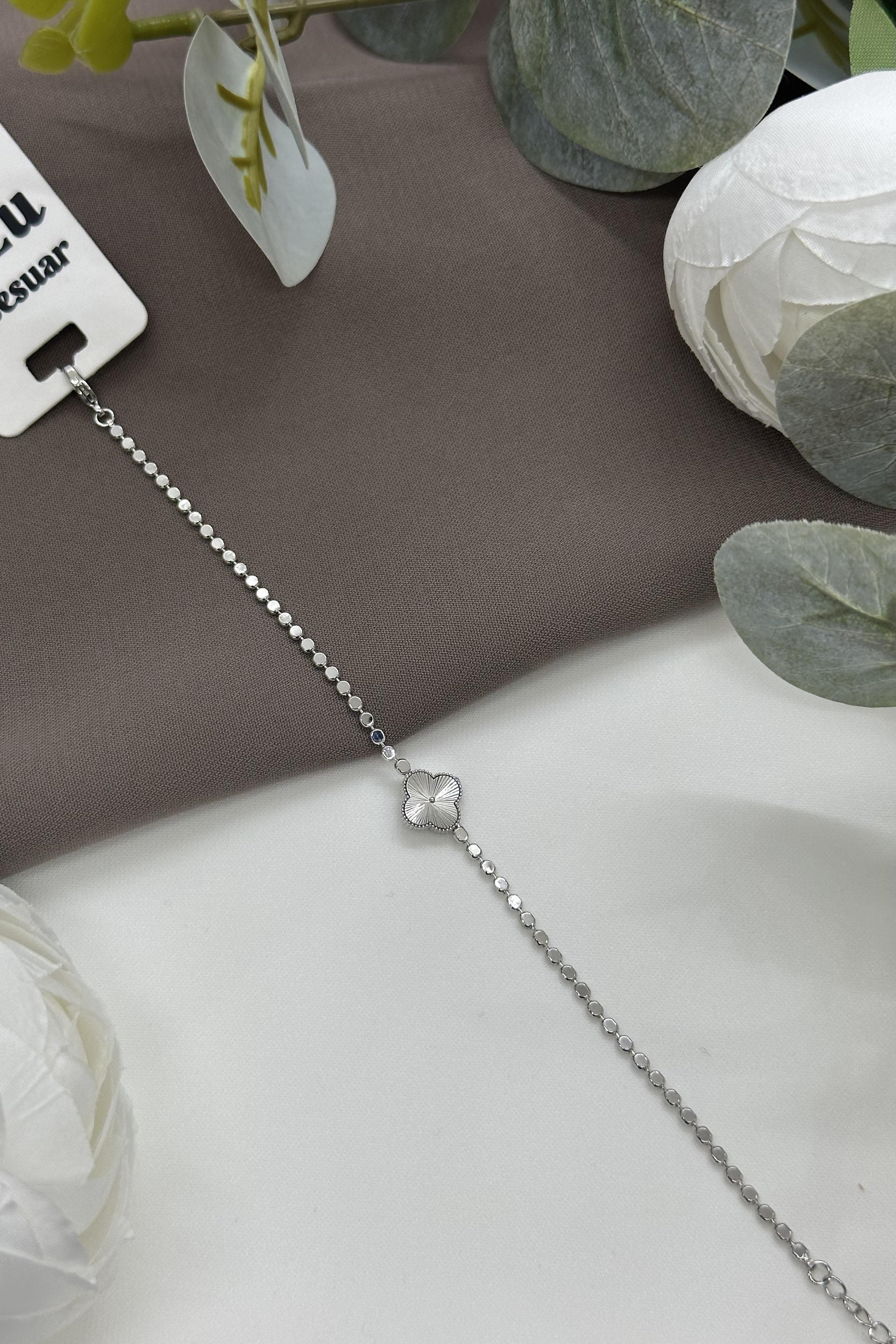 Yonca Model Sılver Vıp Bileklik