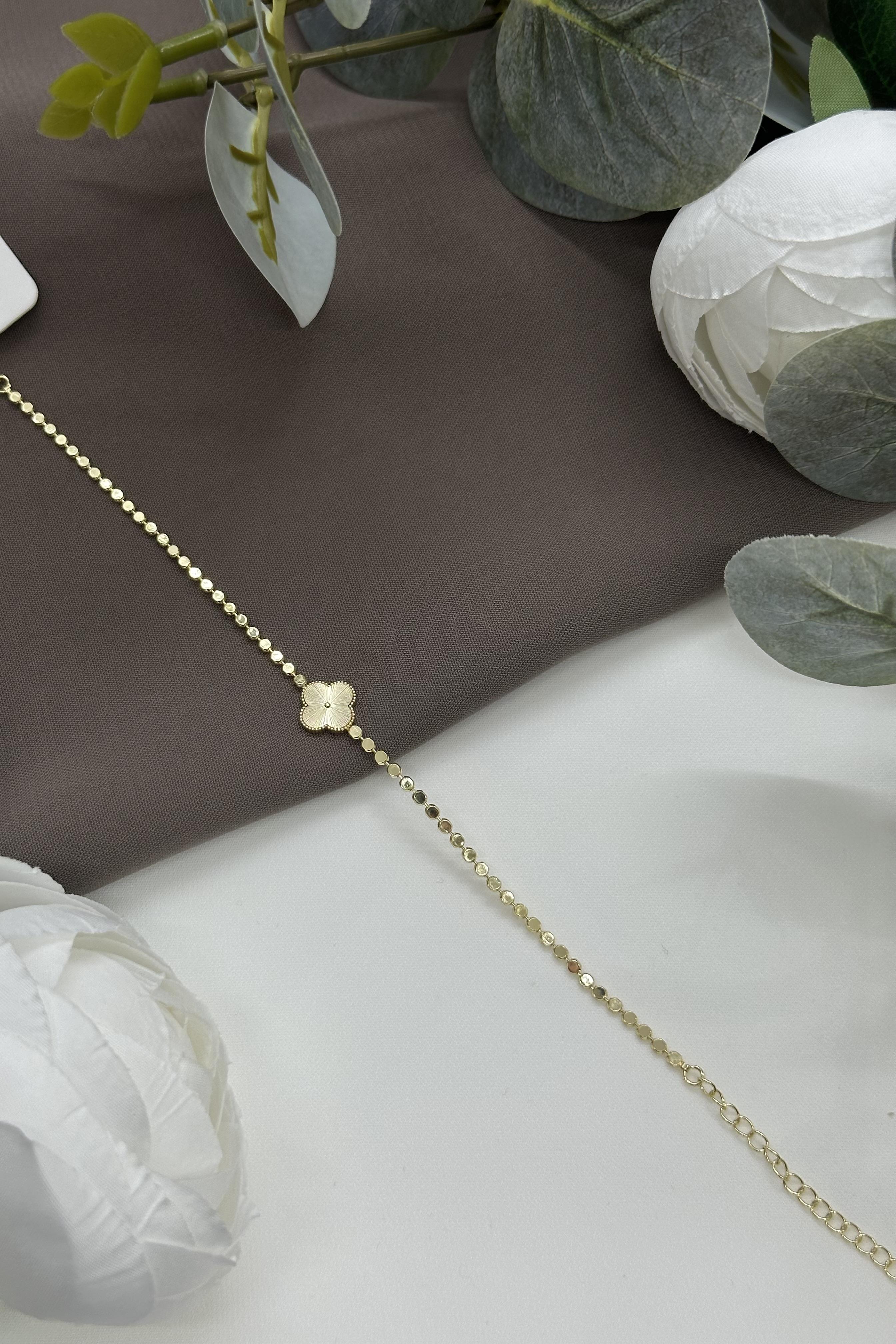 Yonca Model Gold Vıp Bileklik