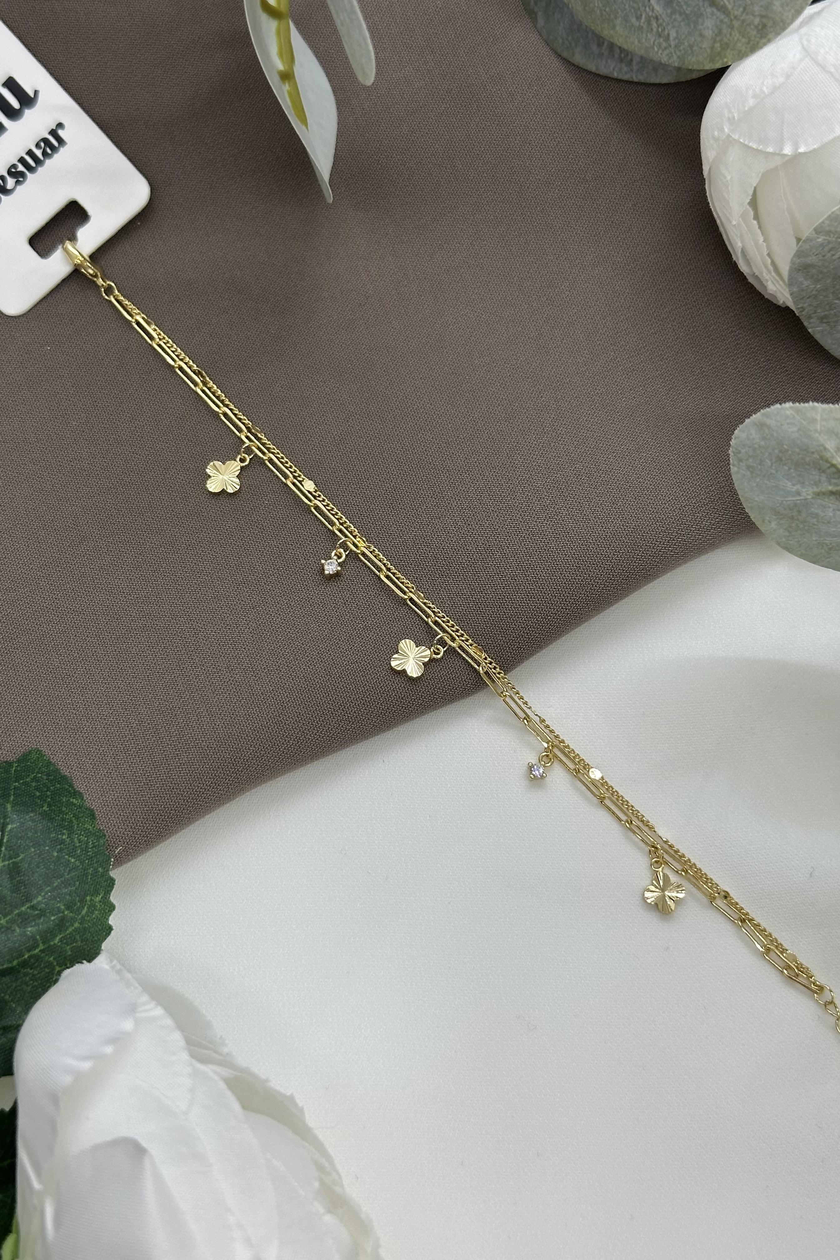 Yonca Model Gold Vıp Bileklik