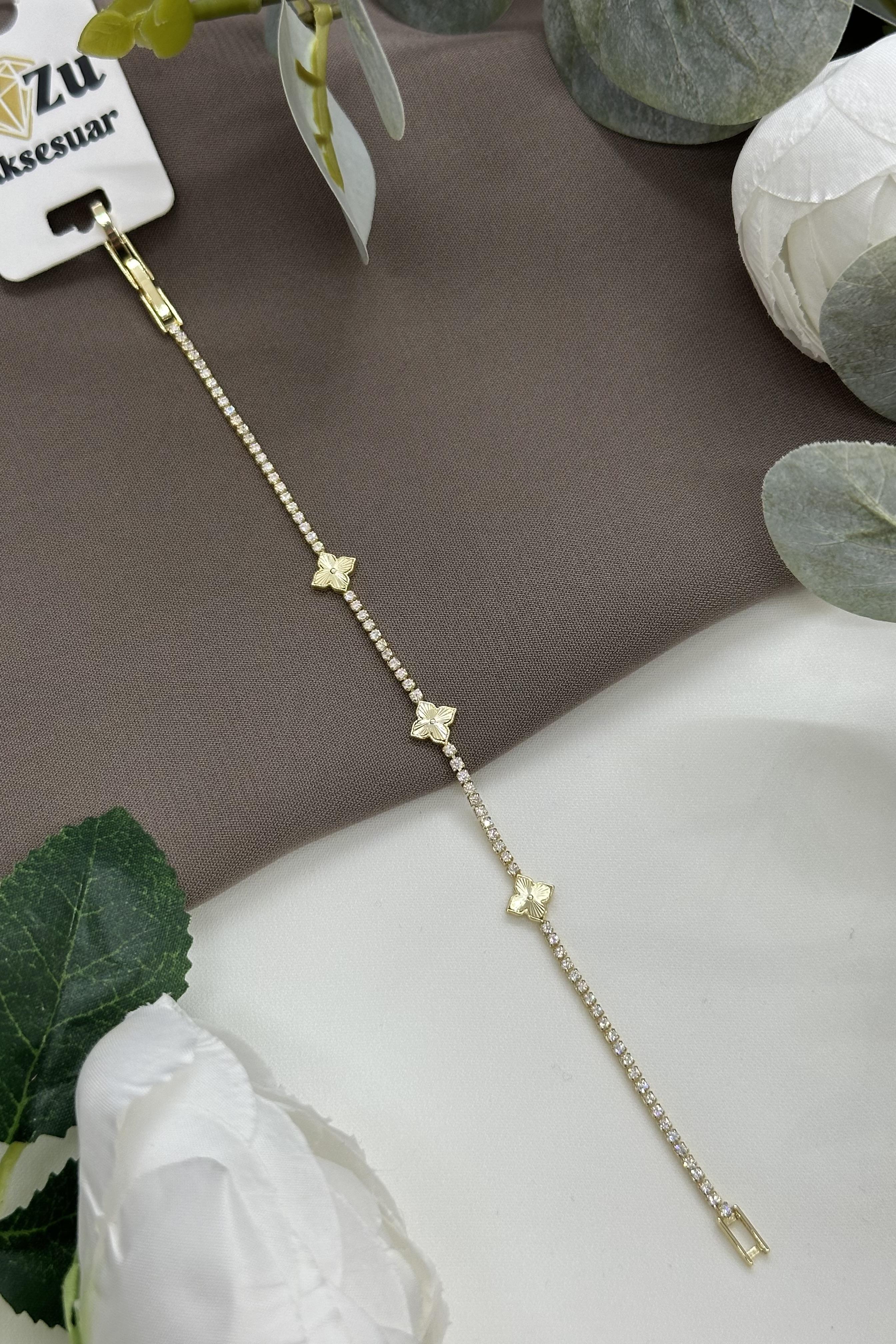 Yonca Model Gold Vıp Bileklik