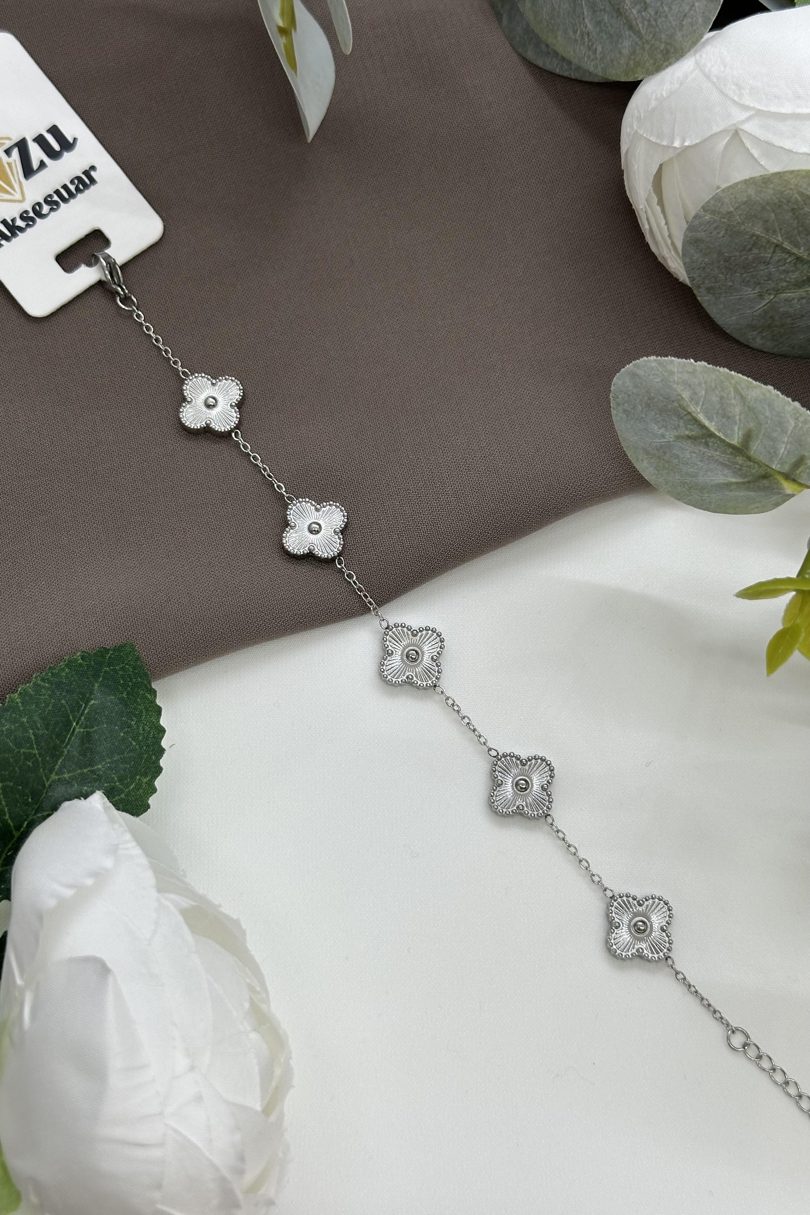 Sılver Yonca Model Çelik Bileklik